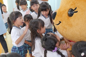 9月12日（木）おじいちゃん、おばあちゃんにハガキを送ろう！の写真3